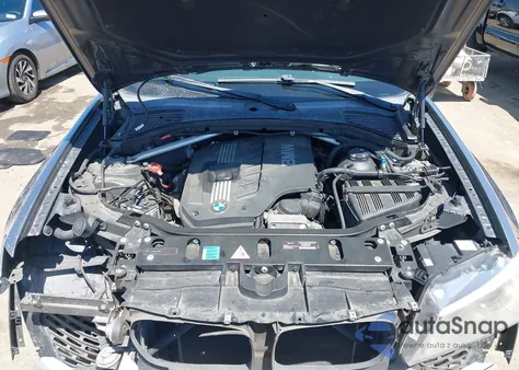 2011 BMW X3 xDrive28I z USA, uszkodzony, nr VIN 5UXWX5C52BL702265